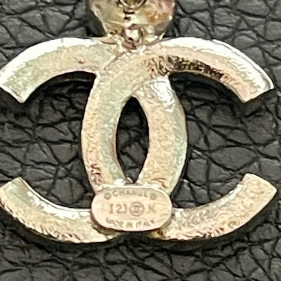 Chanel CC earrings - Picture 6 of 8